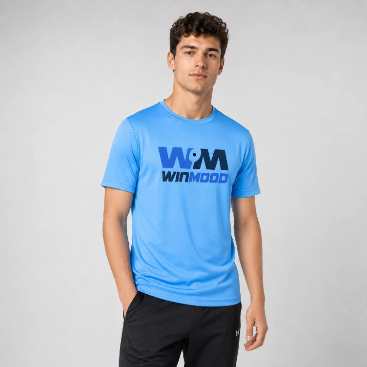 CAMISETA WINMOOD THE PROCESS IS THE WIN AZUL CLARO