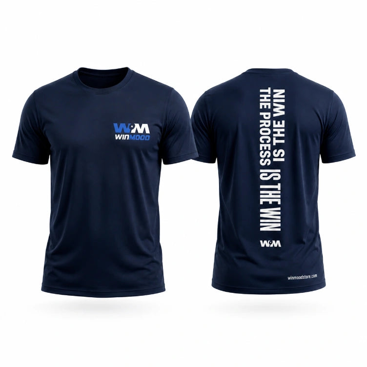 CAMISETA WINMOOD THE PROCESS IS THE WIN AZUL OSCURO